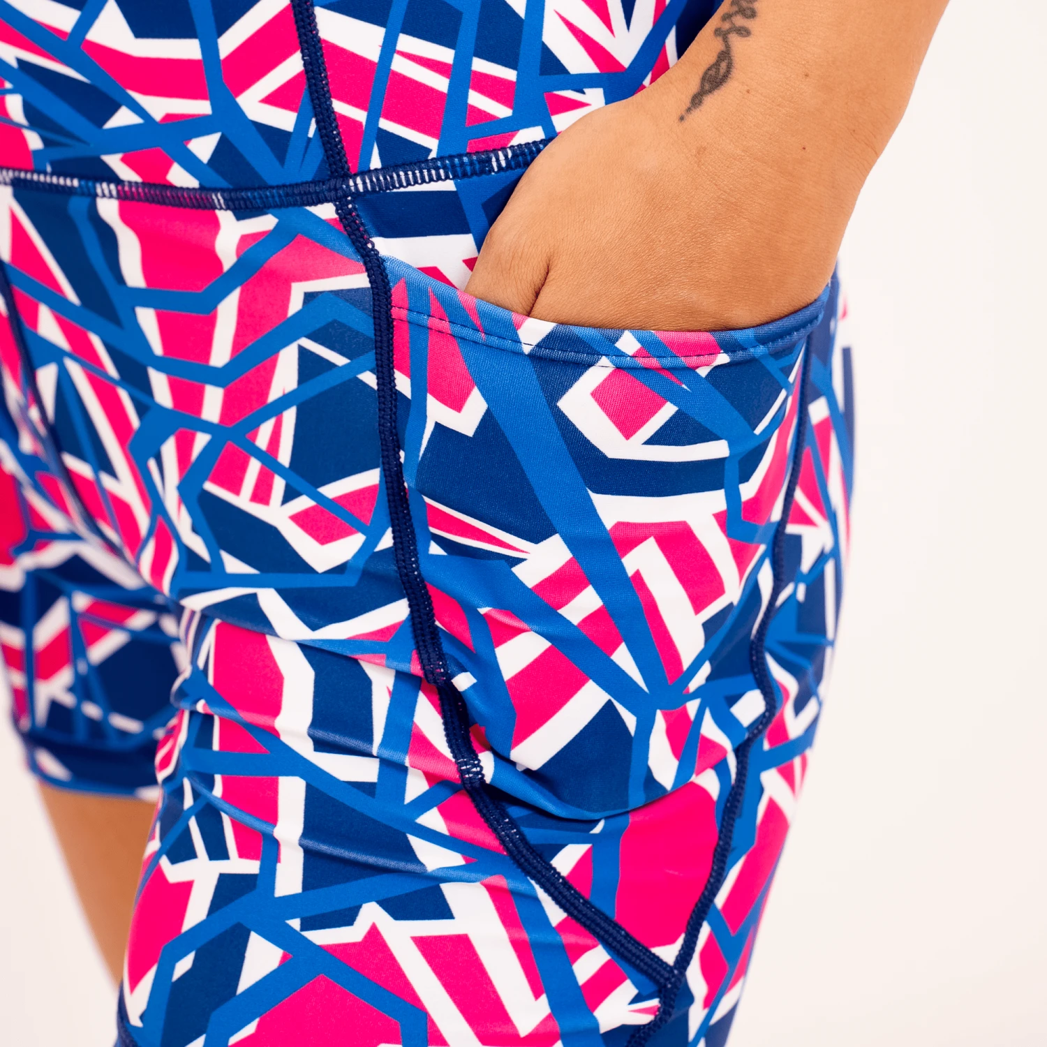 Cracked - Gym Shorts + Sports Bra Bundle 9 Cracked - Gym Shorts + Sports Bra Bundle - Image 7