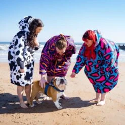 Outdoor Oversized Hoodie - Marmalade 13 Outdoor Oversized Hoodie - Marmalade -Sports Bra Store Lifestyle Image 2 6f751848 11c5 4942 b58b b405aae24fc5